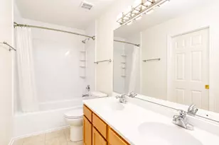 1217 N Village Dr, Round Lake Beach, IL 60073 - Photo 27