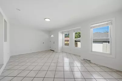 7205 S Lawndale Avenue, Chicago, IL 60629 - Photo 17