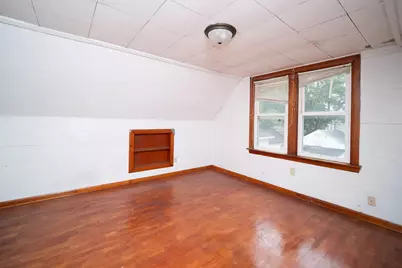 129 E Riverside Boulevard, Loves Park, IL 61111 - Photo 13