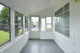 129 E Riverside Blvd, Loves Park, IL 61111 - Photo 3