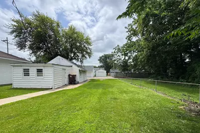 129 E Riverside Boulevard, Loves Park, IL 61111 - Photo 19