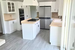 221 Windsor Dr, Bartlett, IL 60103 - Photo 5