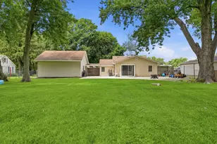 816 Ogden Rd, New Lenox, IL 60451 - Photo 29