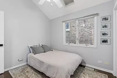 712 N Throop Street, Chicago, IL 60642 - Photo 13