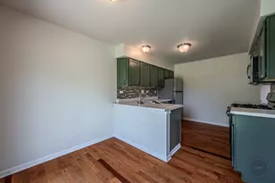 527 Northgate Cir, Oswego, IL 60543 - Photo 9