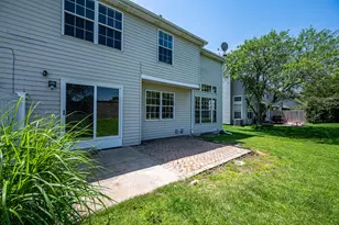 527 Northgate Cir, Oswego, IL 60543 - Photo 35