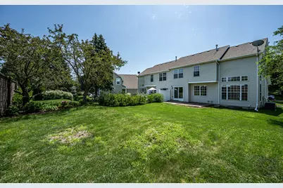 527 Northgate Circle, Oswego, IL 60543 - Photo 33