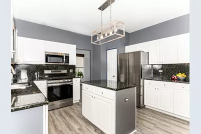 6006 Breezeland Court, Carpentersville, IL 60110 - Photo 7
