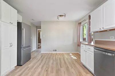 33191 N Sunset Avenue, Grayslake, IL 60030 - Photo 11