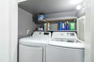 21 Fernwood Dr, Bolingbrook, IL 60440 - Photo 9