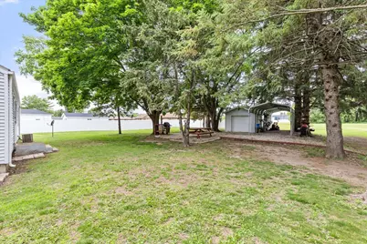 902 Laura Avenue, Streator, IL 61364 - Photo 23