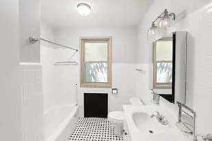 4149 N Sheridan Rd, Chicago, IL 60613 - Photo 5