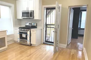 5901 W Rice St, Chicago, IL 60651 - Photo 9