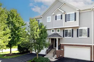 1895 Indian Hill Ln, Aurora, IL 60503 - Photo 1