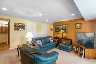 3850 Enfield Ave, Skokie, IL 60076 - Photo 13