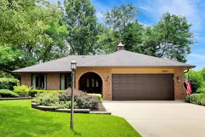 16W671 Fern Street, Willowbrook, IL 60527 - Photo 1
