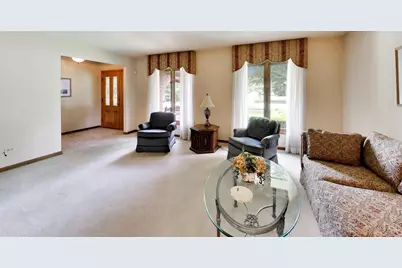 16W671 Fern Street, Willowbrook, IL 60527 - Photo 5
