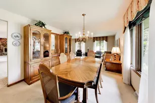 16W671 Fern St, Willowbrook, IL 60527 - Photo 7