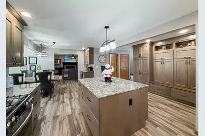 3005 Countryside Lane, Freeport, IL 61032 - Photo 5