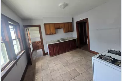 1721 S 5th Street, Rockford, IL 61104 - Photo 5