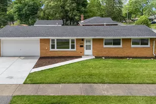 22548 Ridgeway Ave, Richton Park, IL 60471 - Photo 3