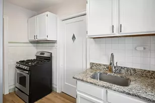 1215 W Granville Ave, Chicago, IL 60660 - Photo 13