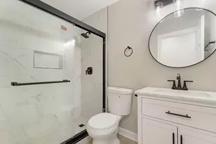 5521 Pebblebeach Dr, Hanover Park, IL 60133 - Photo 13