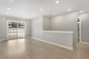 5521 Pebblebeach Dr, Hanover Park, IL 60133 - Photo 5