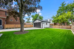 1700 Courtland Ave, Park Ridge, IL 60068 - Photo 45