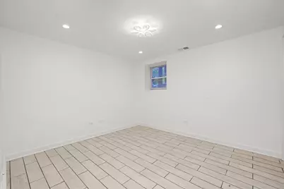2203 W Giddings Street #G, Chicago, IL 60625 - Photo 7