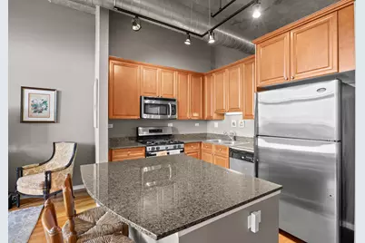 [Address not provided], Chicago, IL 60610 - Photo 9
