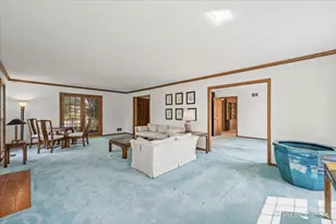 22W251 Sunset Terrace, Medinah, IL 60157 - Photo 7
