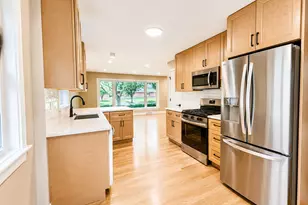 307 N Fairview Ave N, Mount Prospect, IL 60056 - Photo 7