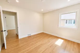 307 N Fairview Ave N, Mount Prospect, IL 60056 - Photo 15