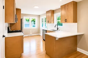 307 N Fairview Ave N, Mount Prospect, IL 60056 - Photo 13