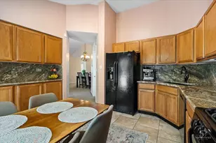 275 Arlington Ct, Carol Stream, IL 60188 - Photo 13