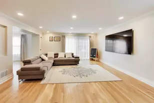 2198 Brookside Ln, Aurora, IL 60502 - Photo 5