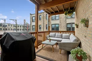 2747 N Spaulding Ave, Chicago, IL 60647 - Photo 17