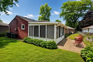 10037 Harnew Rd E, Oak Lawn, IL 60453 - Photo 15