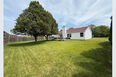 216 Magnolia Drive, North Aurora, IL 60542 - Photo 17