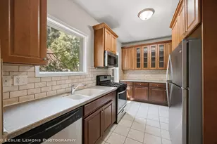 223 Biermann Ave, Villa Park, IL 60181 - Photo 9