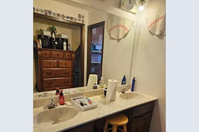 9157 S 83rd Court, Hickory Hills, IL 60457 - Photo 15