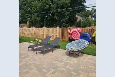 9157 S 83rd Court, Hickory Hills, IL 60457 - Photo 35