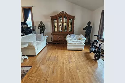 9157 S 83rd Court, Hickory Hills, IL 60457 - Photo 5