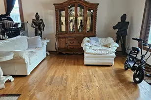 9157 S 83rd Ct, Hickory Hills, IL 60457 - Photo 5