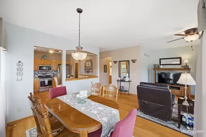 1901 Lakeside Drive, Montgomery, IL 60538 - Photo 19