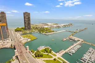 211 N Harbor Dr, Chicago, IL 60601 - Photo 13