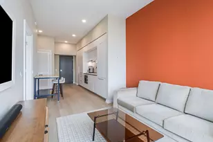 211 N Harbor Dr, Chicago, IL 60601 - Photo 5