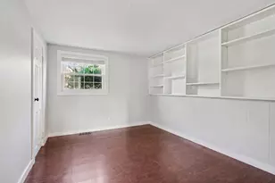 1355 Devonshire Ln, Hoffman Estates, IL 60169 - Photo 15