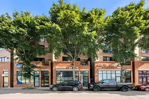 2442 W Madison St, Chicago, IL 60612 - Photo 1